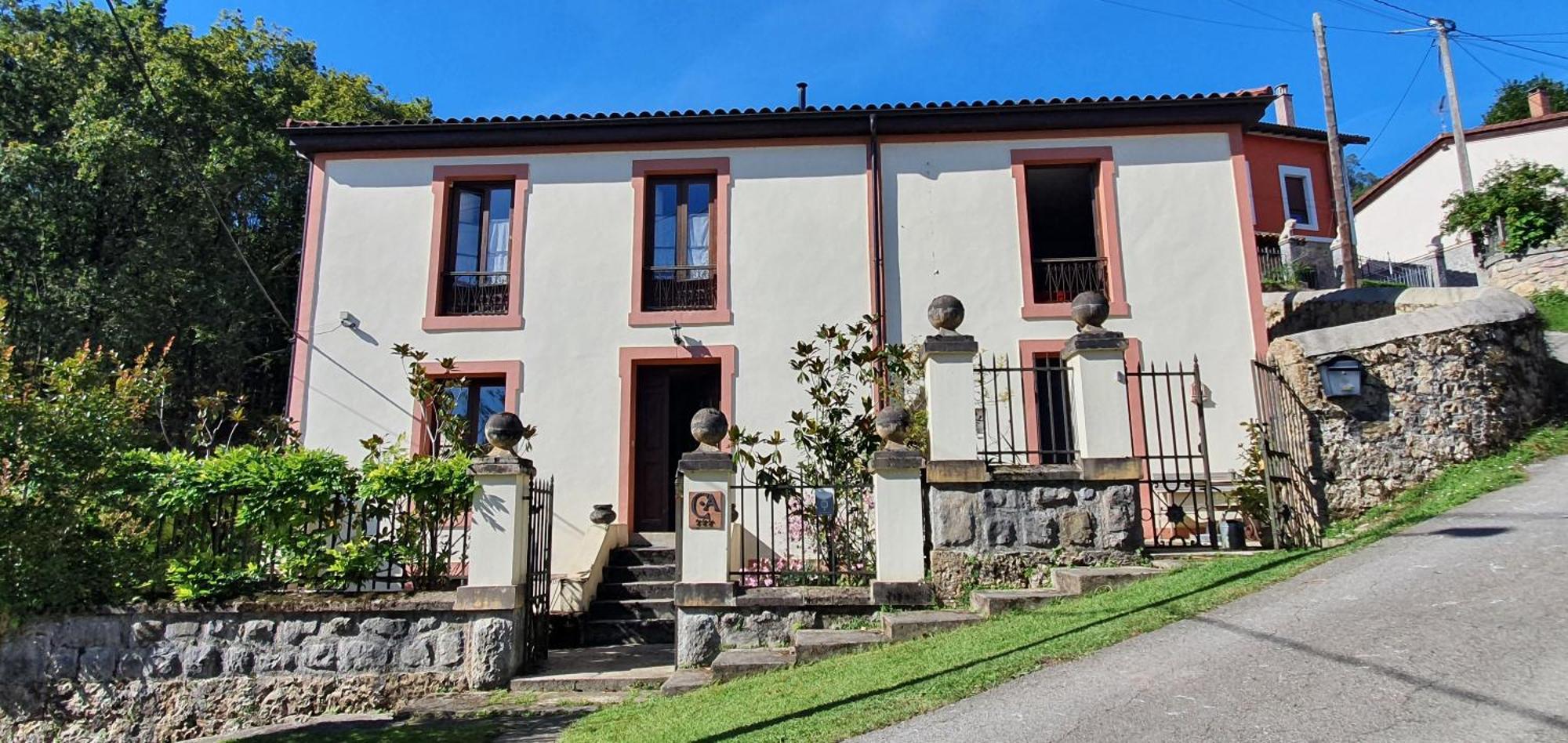 La Casona De La Vega Junto A Cangas De Onis Exterior photo