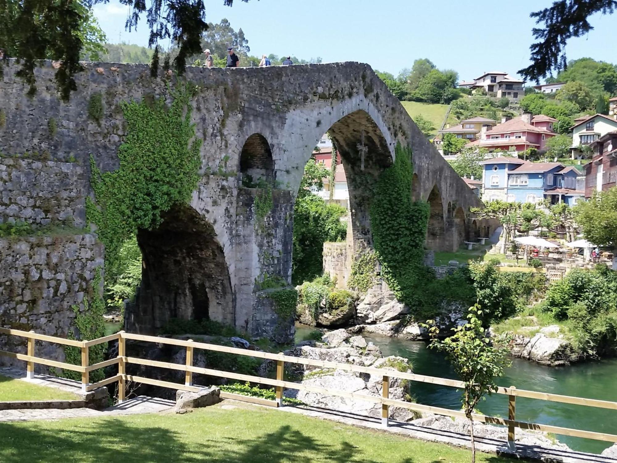 La Casona De La Vega Junto A Cangas De Onis Exterior photo